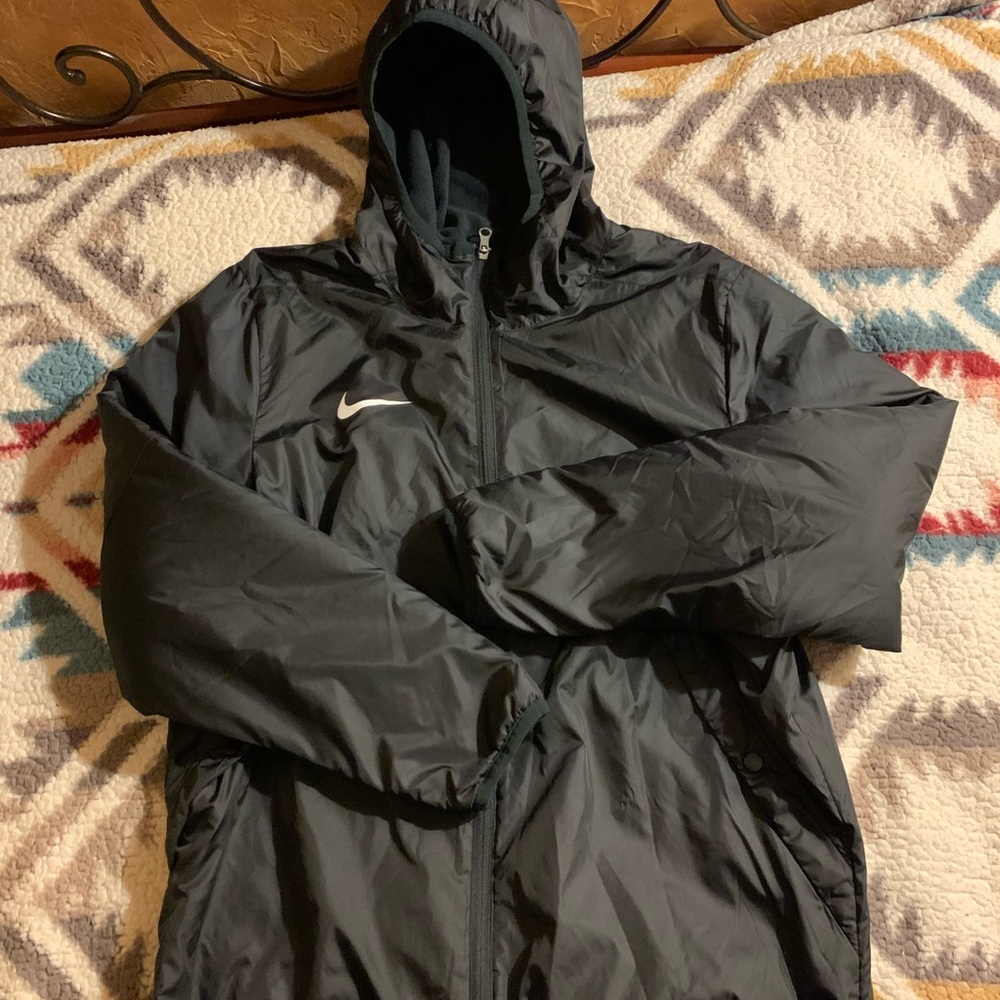 Nike Men's Black Hooded Jacket